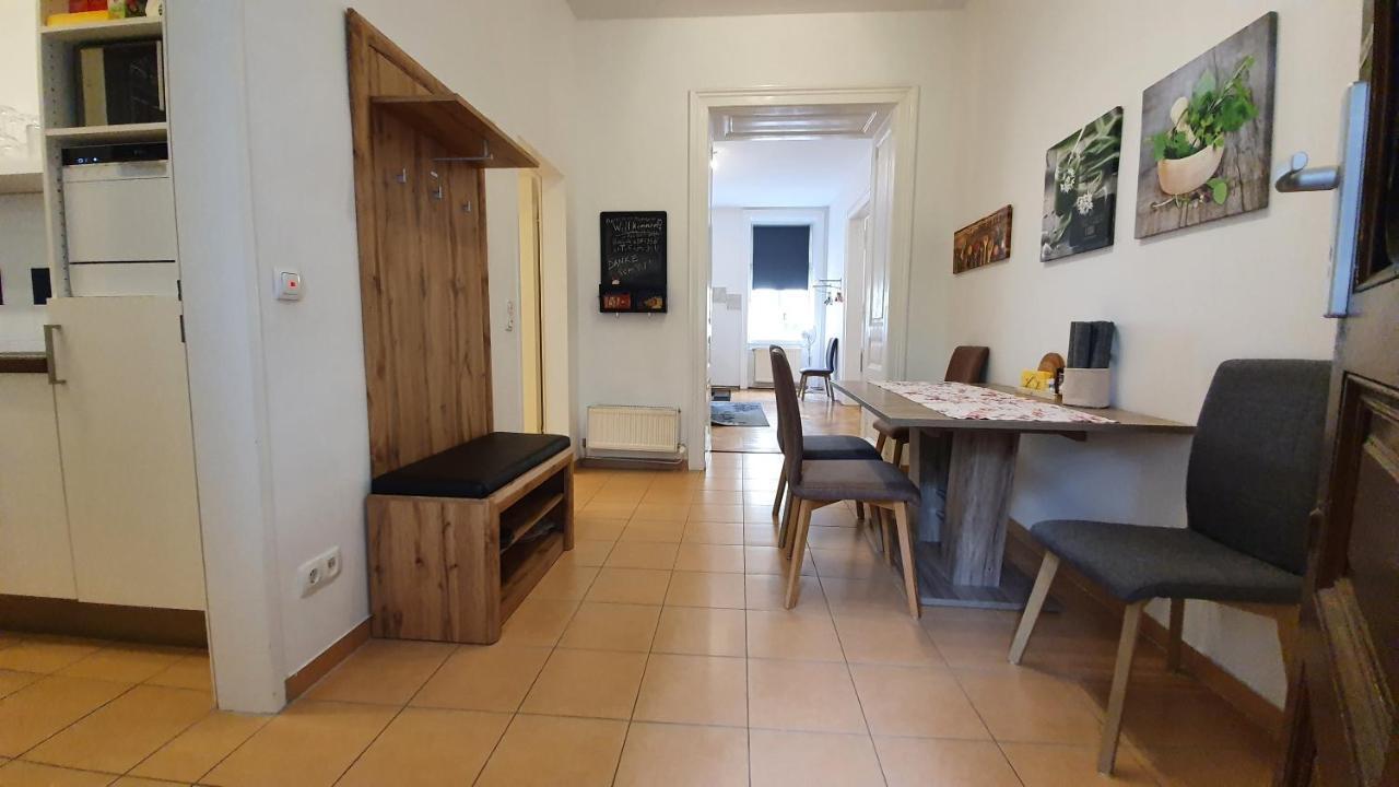Gorgeous Viennese Apartment 10 Min To City Center Exterior foto